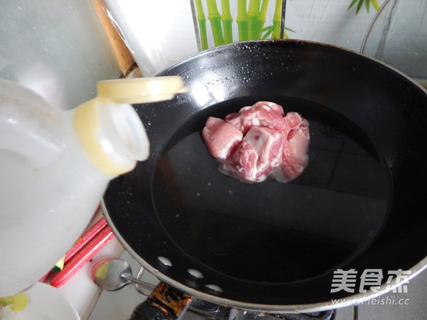 玉米胡萝卜排骨汤