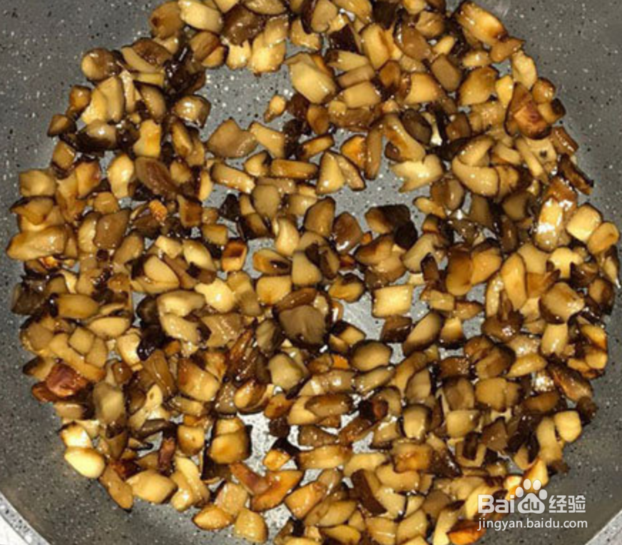 在家也能做出色香味俱全的凉拌菠菜