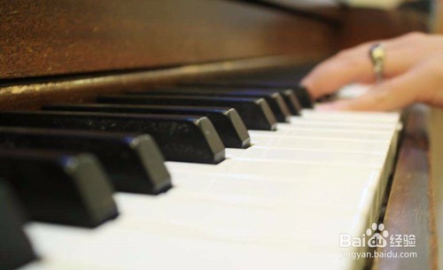 买二手钢琴的必看:二手钢琴/翻新钢琴常见问题