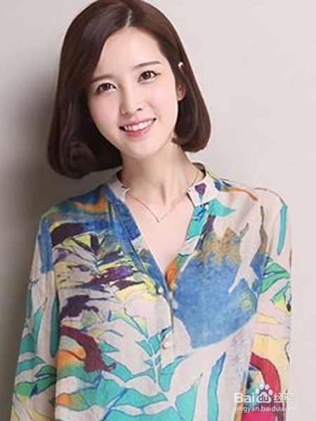 如何打造职场发型呢？时刻塑造干练精英范