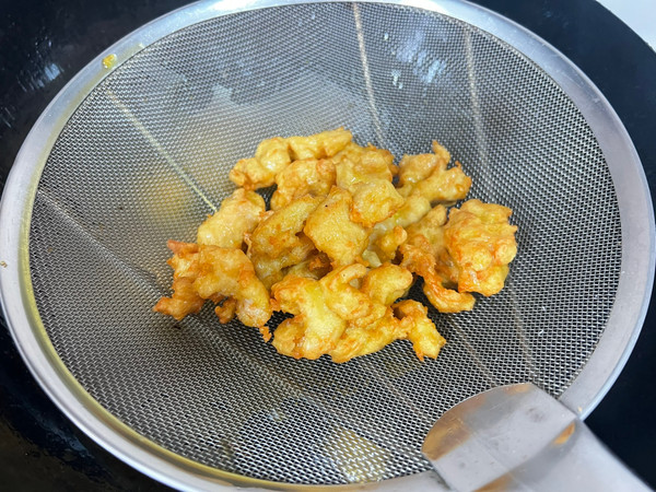 街边小吃炸鸡块