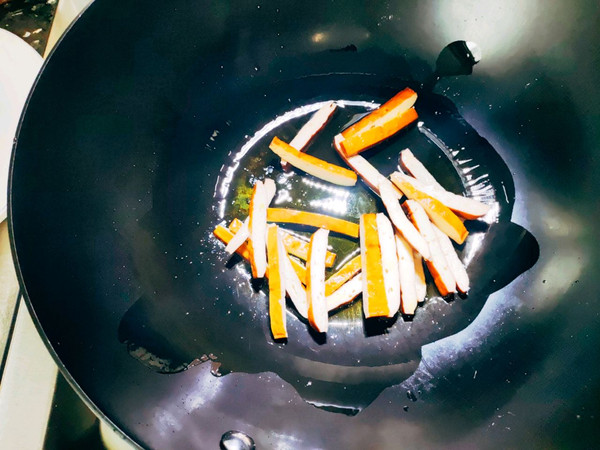 鸡汁香芹炒香干