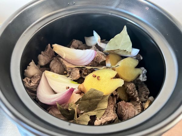 东北家常菜萝卜炖牛肉