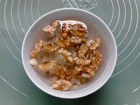 黑米燕麦杏仁核桃露