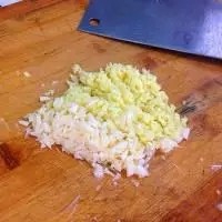 清蒸孔雀开屏鱼---