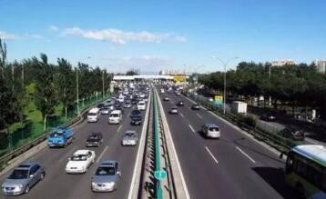 上高速怎么开车