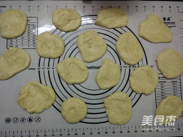 奶香小餐包的做法