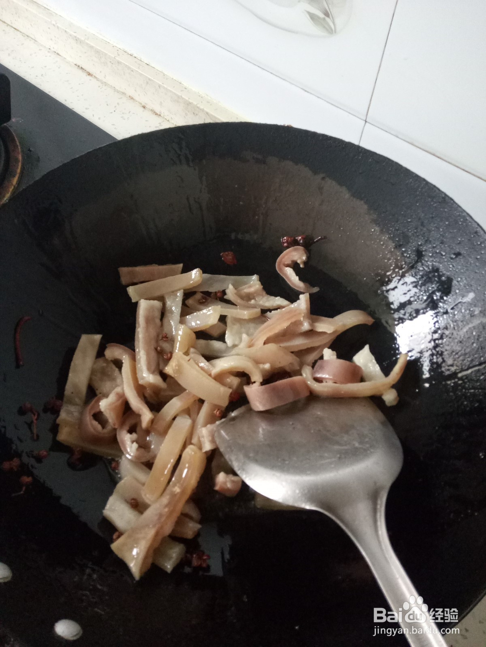 砂锅猪皮炖土豆