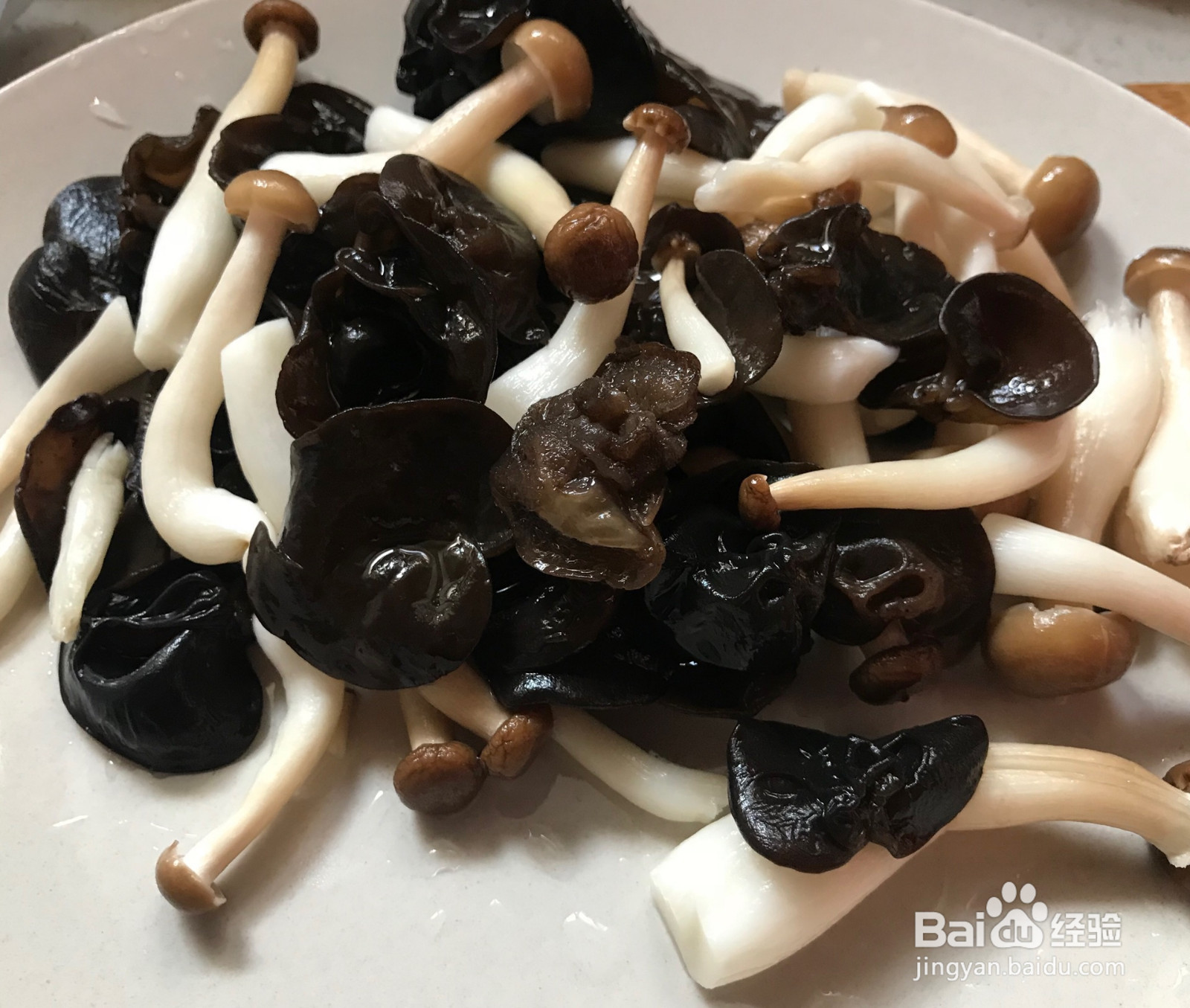 黄瓜木耳炒鸡蛋的做法