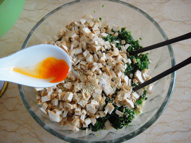 教你做马兰头松仁拌香干,真是难得的美味