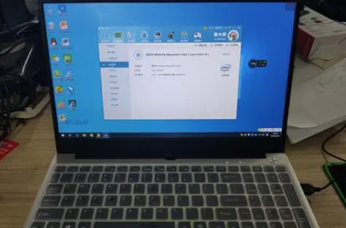 联想笔记本电池电量耗尽充不了电，拔掉电池直接用电源线也开不了机，是什么原因，在线等。