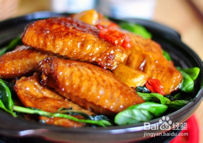 特色美食三杯鸡翅