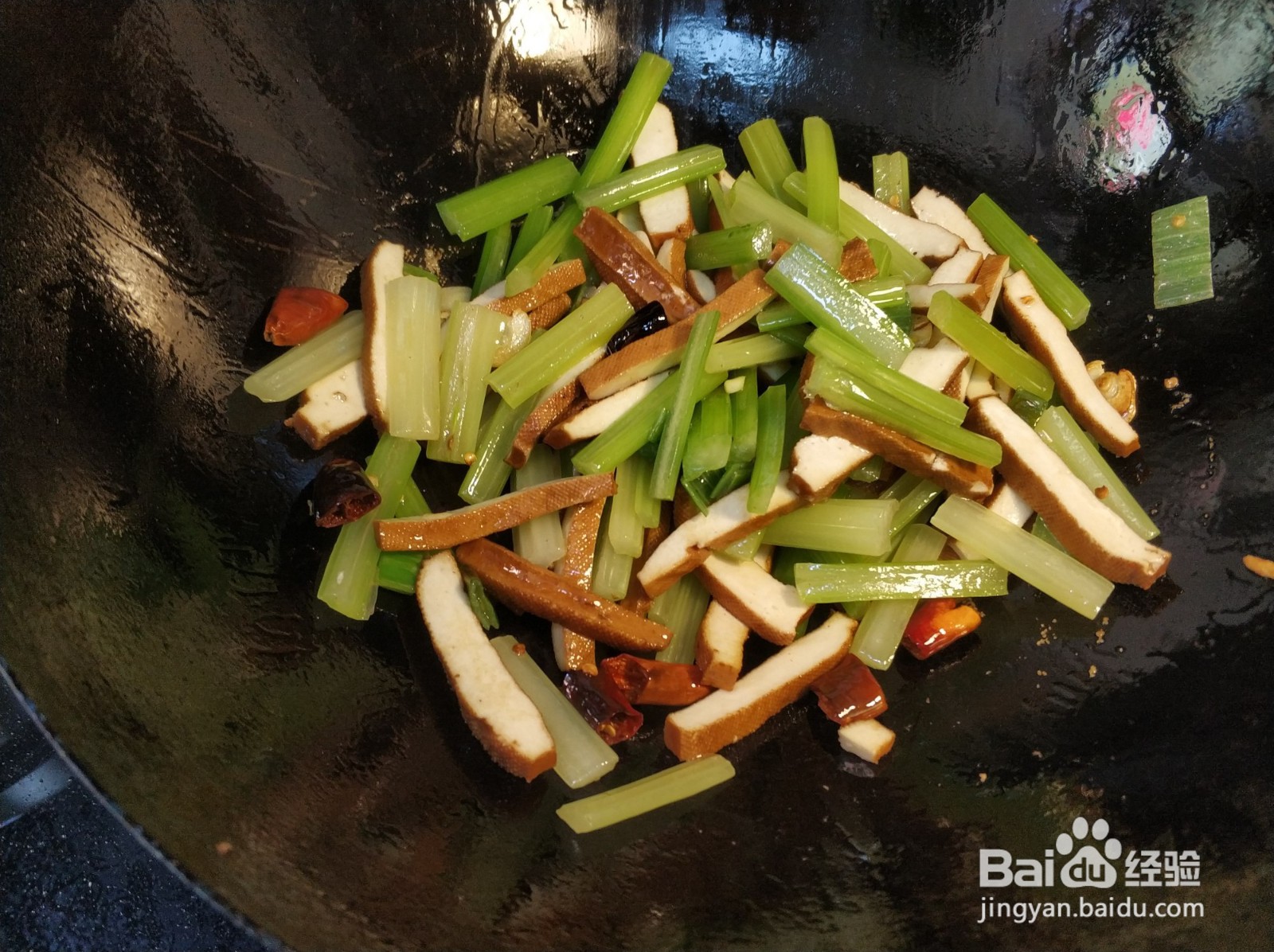 芹菜炒香干怎么做