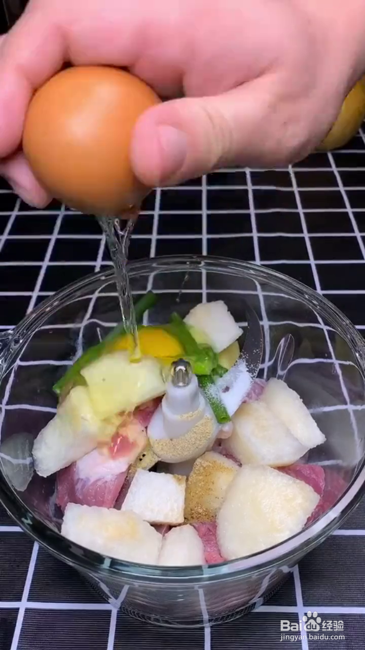 如何制作好吃不腻的肉圆汤