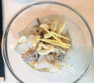 养生食补番茄鳕鱼汤的做法