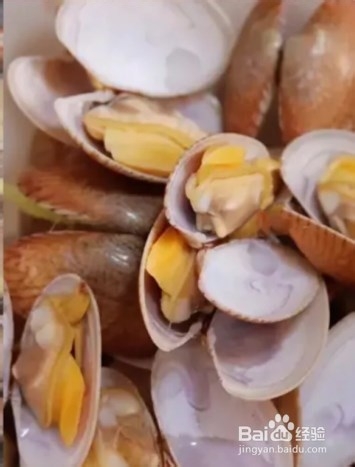 花甲鲜菇汤的做法