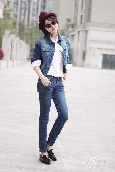 牛仔类衣服可以用来作什么搭配