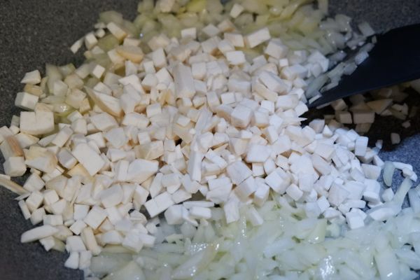 杏鲍菇酱油炒饭