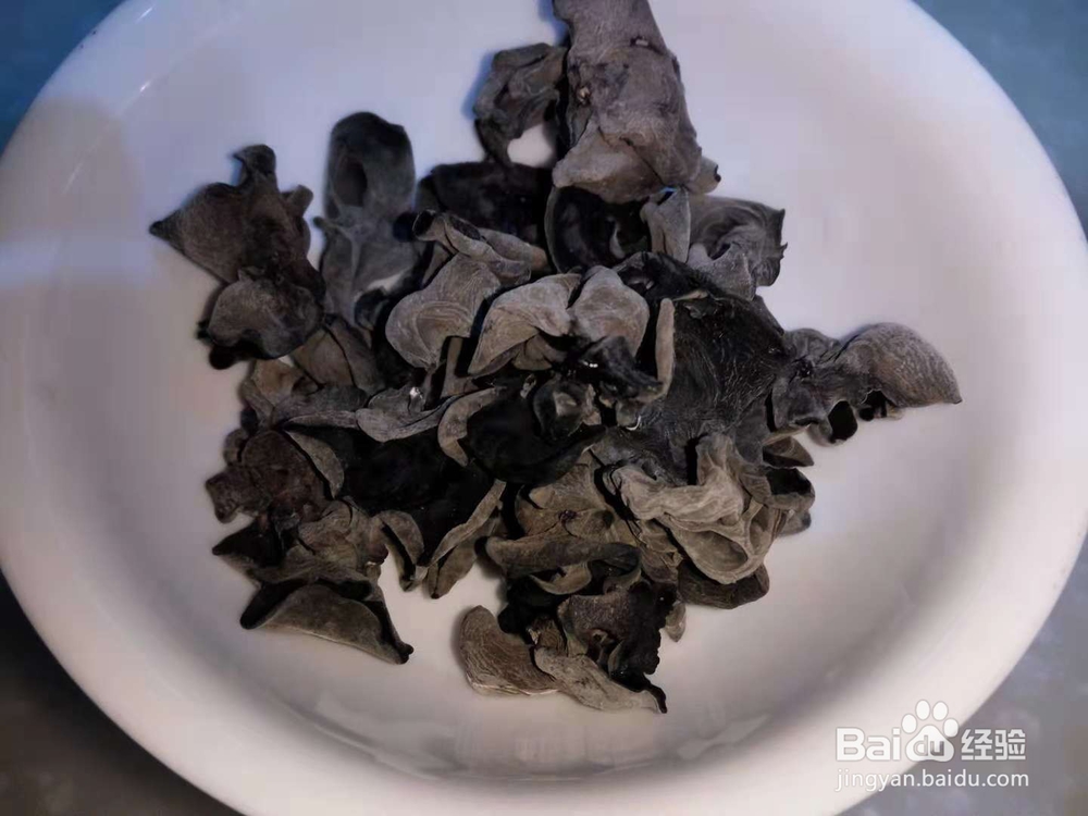 山药清炒黑木耳——清爽可口的养生菜