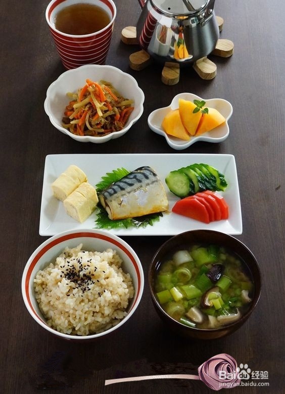 除了美人美景，更吸引人的是异域美食