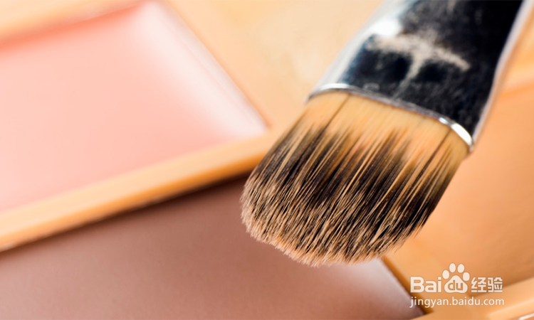 皮肤有问题，怎么选粉底