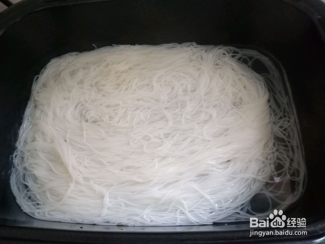 咸蛋黄肉丸汤粉的做法