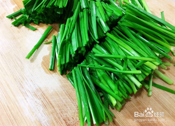 绿豆芽炒韭菜的做法