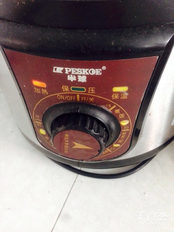 莲子绿豆桂圆枸杞冬瓜汤