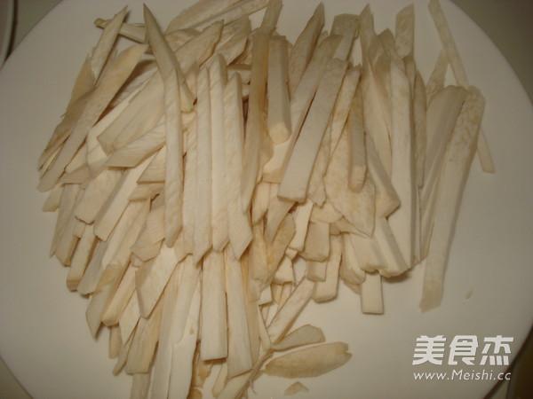 杏鲍菇炒肉的做法