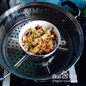 五花肉蒸土豆片怎么做详细教程图解~