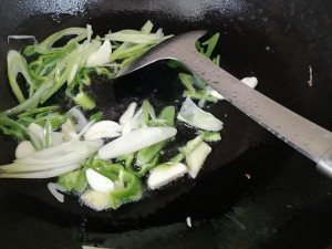 葱烧嫩豆腐的做法