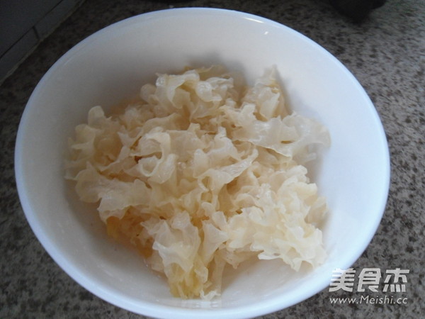 银耳水晶虾的做法