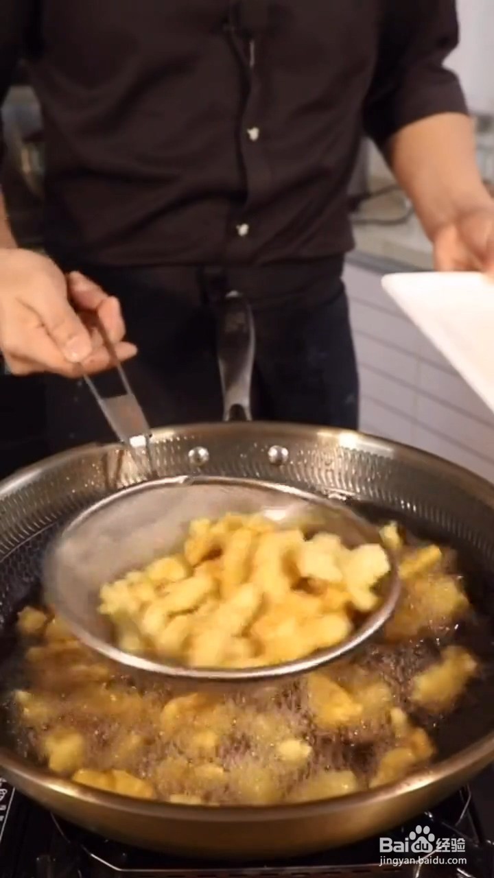 酸甜又好吃下饭的菠萝鸡胸肉如何制作