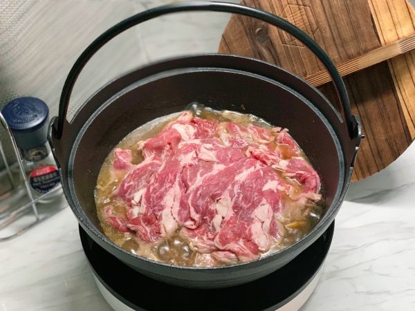 鲜姬松茸煮牛肉