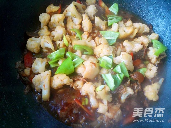熟肉片烩花菜