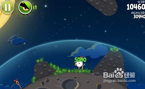 《愤怒的小鸟：太空版》通关技巧