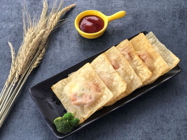 西兰花鹌鹑蛋咖喱饼