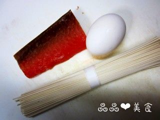 快手营养早餐面——三文鱼蛋花面