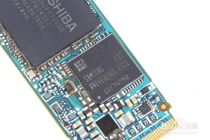 怪兽级超强性能饥饿鲨RD400系列M.2开箱测试