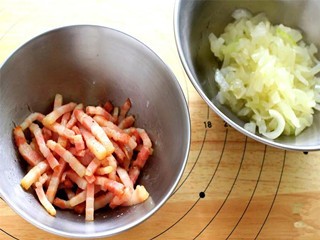 洋葱培根黑麦面包怎么做?