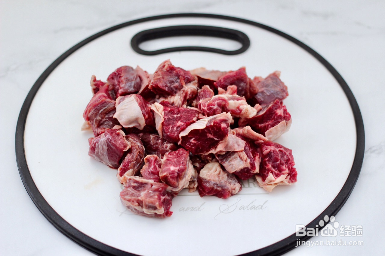 牛腩炖萝卜的做法