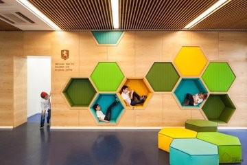 如何成为一名成功的设计师。