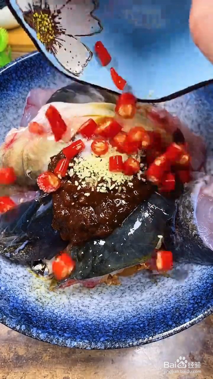 如何自制美味好吃的啤酒炖鱼头