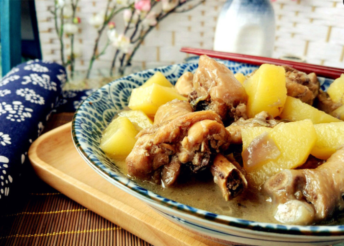鸡块炖土豆要怎样做才美味