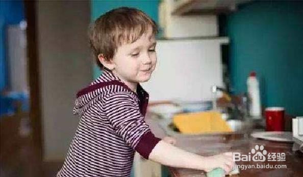 如何培养孩子做家务变得兴趣