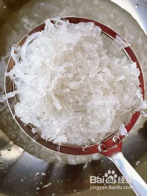 滋补清炖燕窝的做法