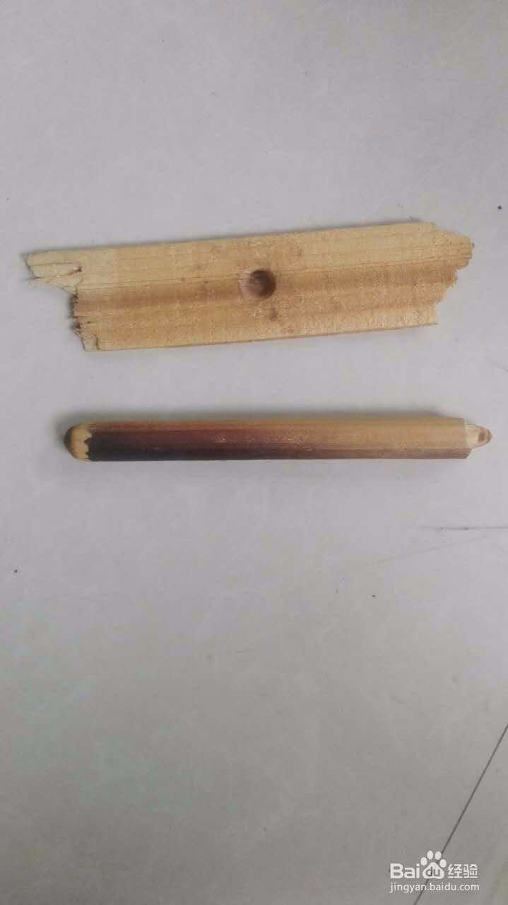 如何在户外钻木取火