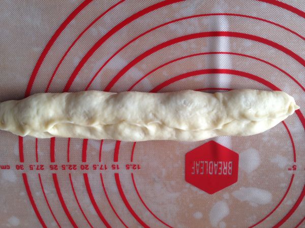 火龙果花瓣吐司