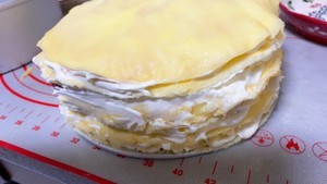 草莓芒果千层蛋糕教程
