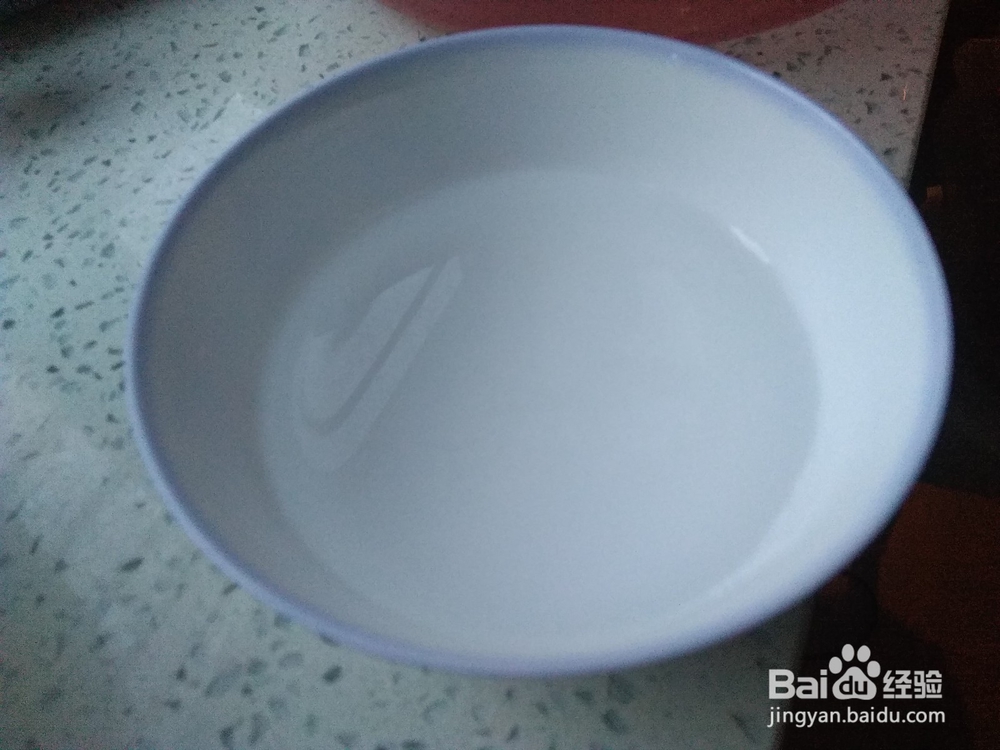 马蜂蜇人的治疗高招